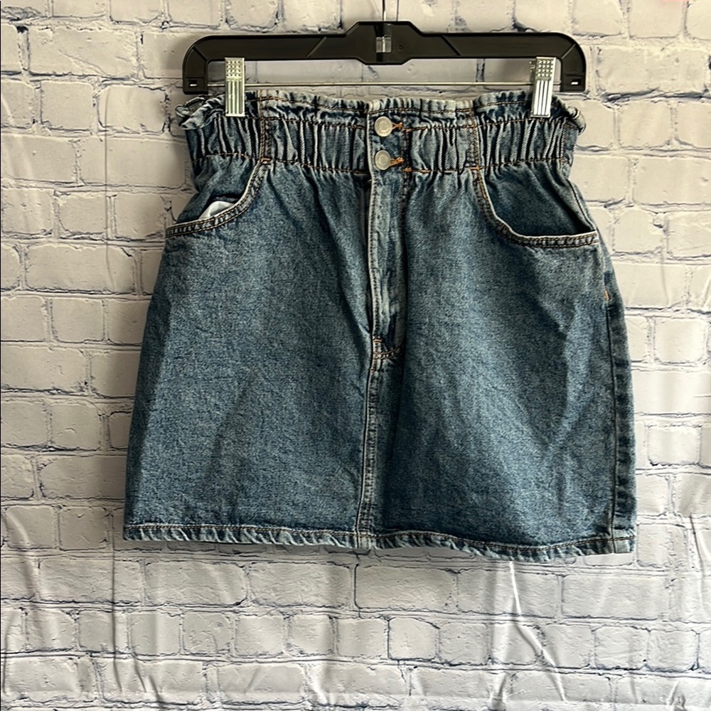 Bershka Denim Blue Denim Ruffle Top, Elastic Waist Skirt‎ Womans Size Large